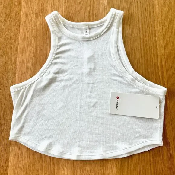 NWT* Lululemon Hold Tight Cropped Tank in White - Women's 12 - Picture 3 of 7